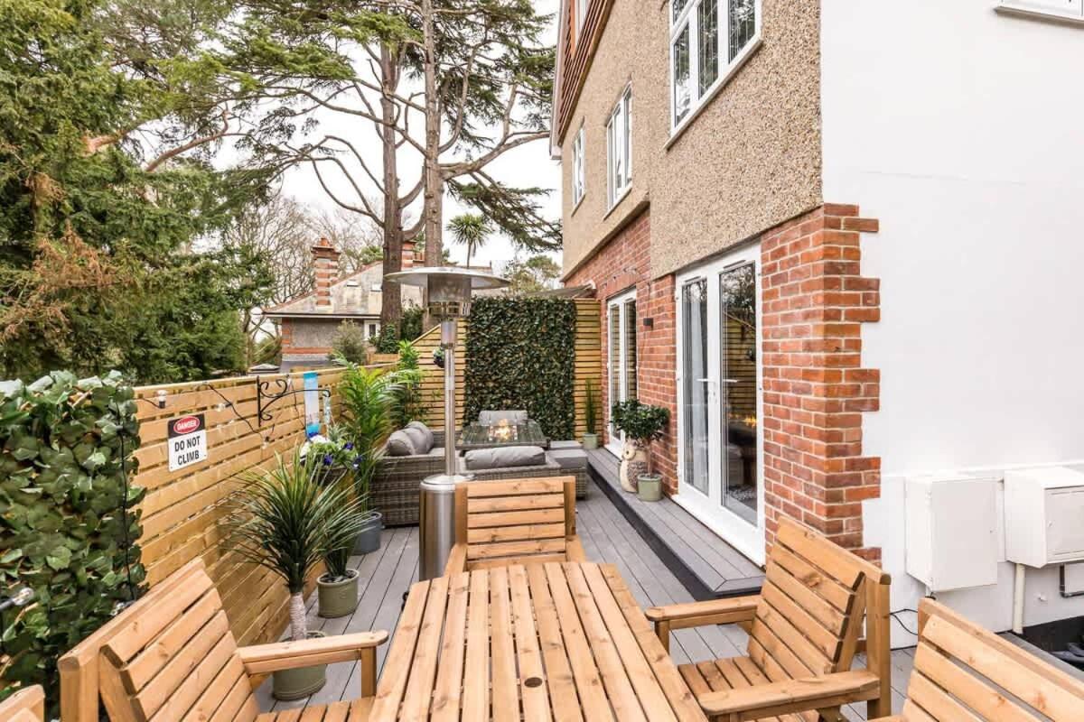 The Coach House Villa Bournemouth Exterior photo