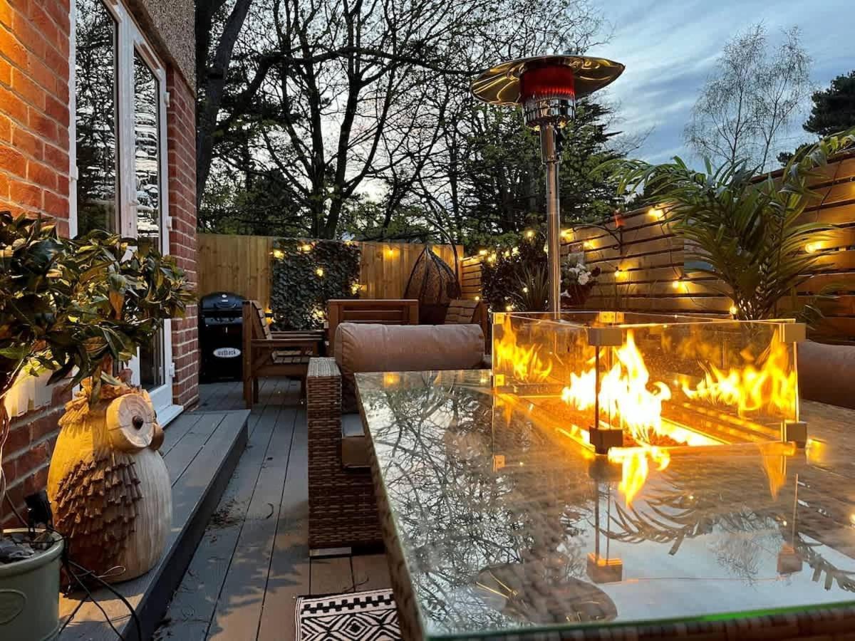 The Coach House Villa Bournemouth Exterior photo